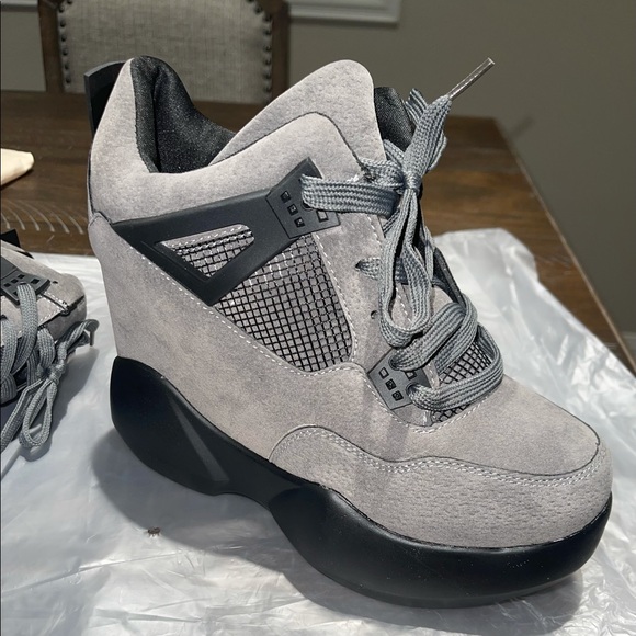 Women’s wedge sneakers - Picture 8 of 11
